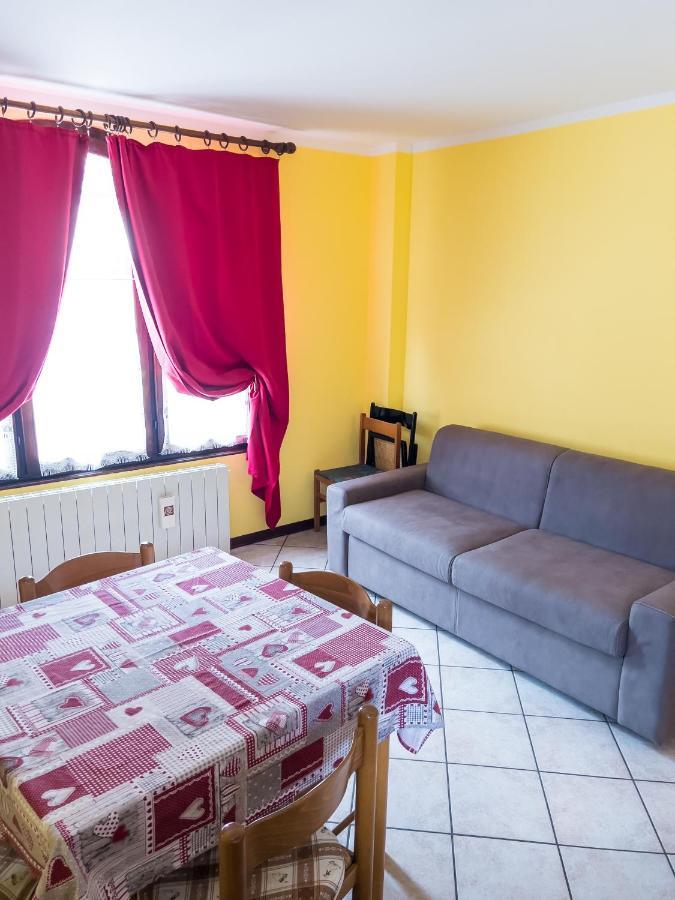 El Rocol Aparthotel Vezza d'Oglio Ngoại thất bức ảnh