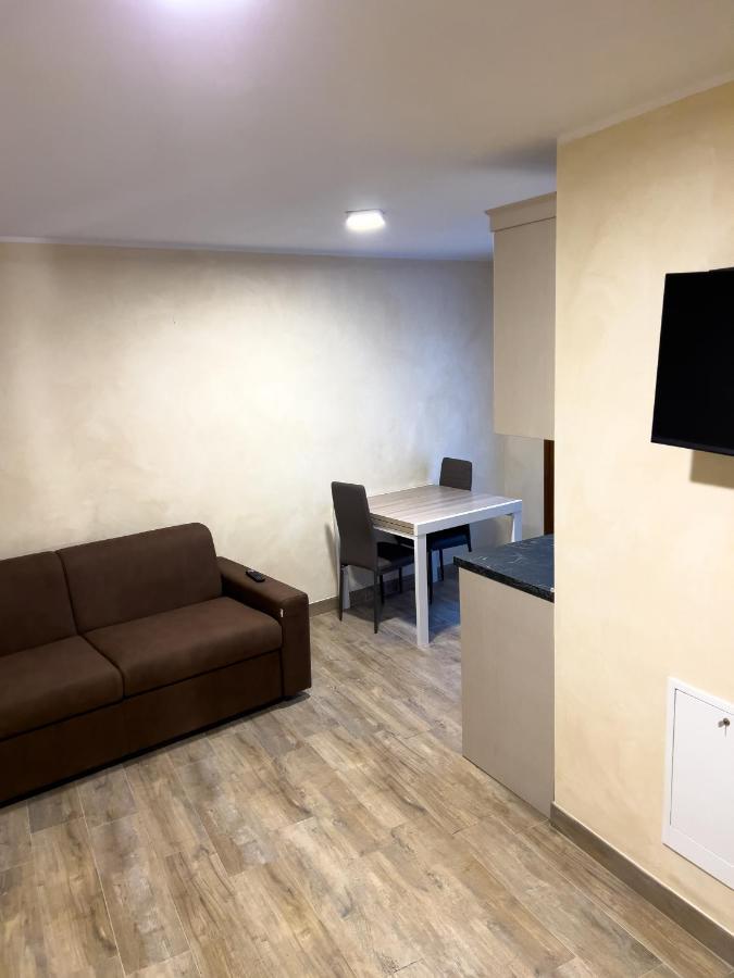 El Rocol Aparthotel Vezza d'Oglio Ngoại thất bức ảnh