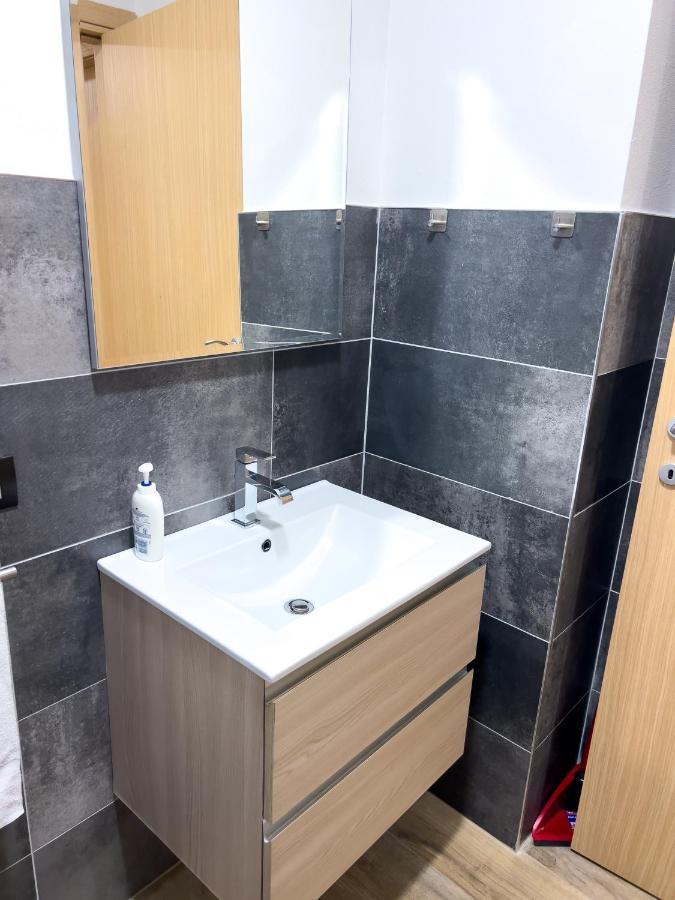 El Rocol Aparthotel Vezza d'Oglio Ngoại thất bức ảnh